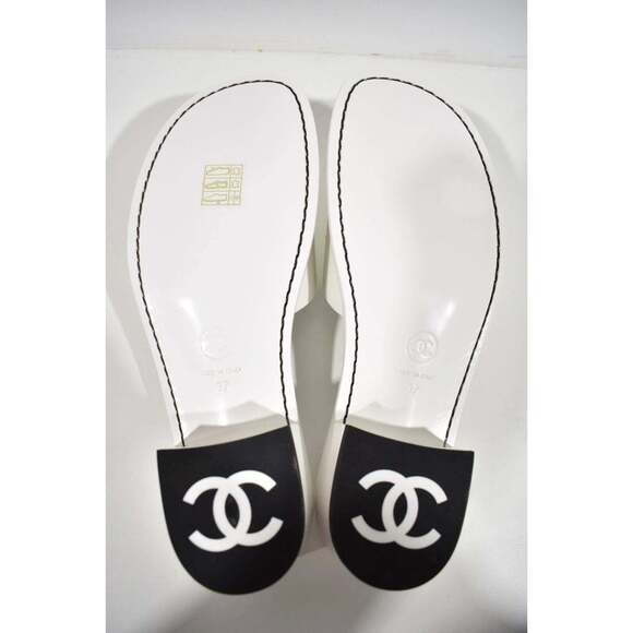 Chanel 22S White Calfskin Leather CC Logo Mules Slide Sandal Block Heel Flat 37 - Picture 12 of 12